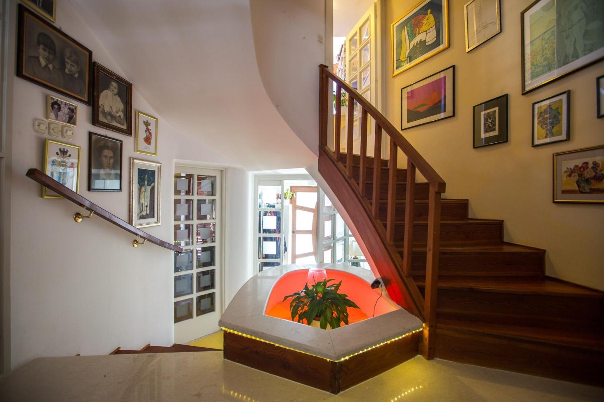 Holiday Home Lapad Beach Royal Дубровник Екстериор снимка